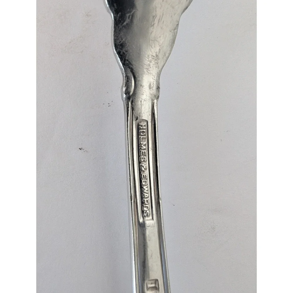 International Silver Holmes & Edwards Silver Fashion Large Serving Fork 8.75
